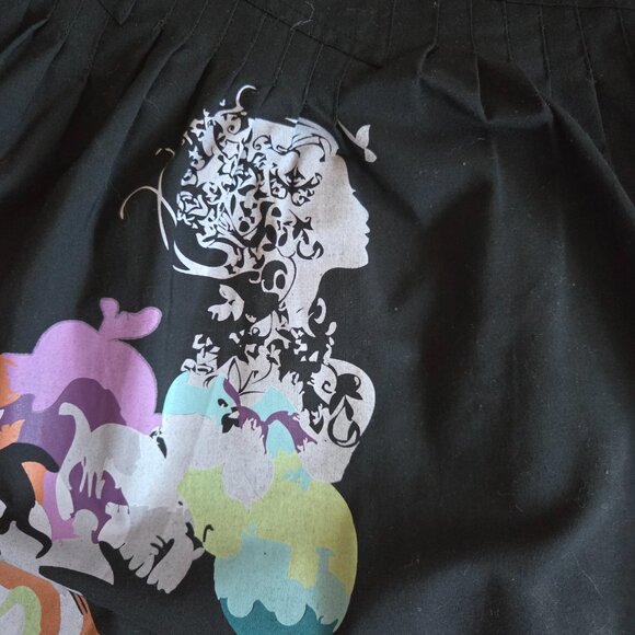 St-martins black skirt with bright colors accent and details on the top. - Picture 2 of 11